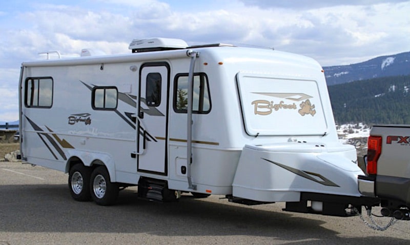 Bigfoot RV 25B17 small travel trailer with bathroom