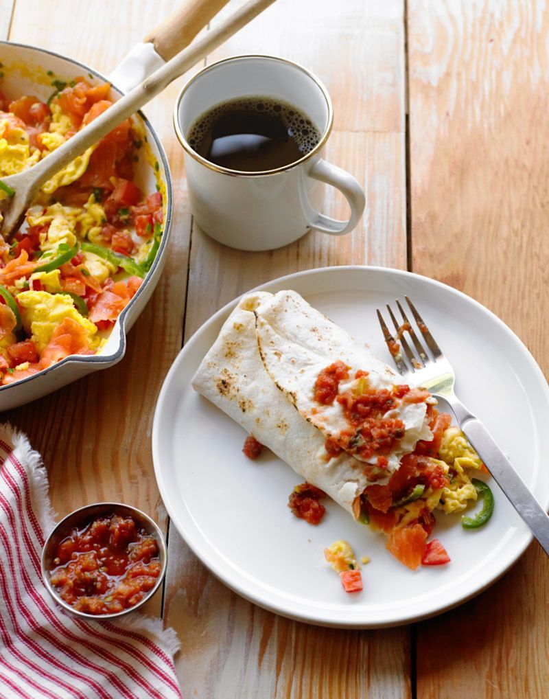 10 easy and delicious camping recipes breakfast burritos