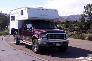 Truck Camper Rentallos Angeles CA 300x200 