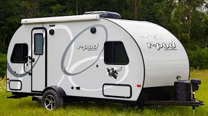 travel trailers less than 3500 lbs