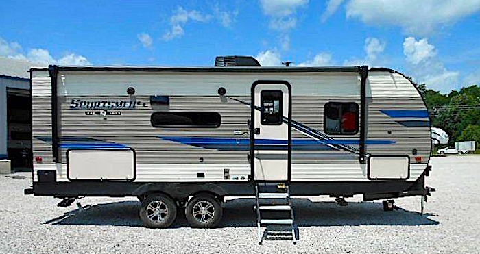 Travel Trailers with King Bed KZ SPORTSMAN LE 231BHKLE Ext