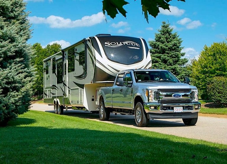 6 Amazing Luxury Fifth Wheel Campers For 2024 RVBlogger   6 Amazing Luxury 5th Wheels 768x555 