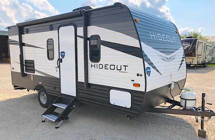 Keystone HIDEOUT 179LHS travel trailer under 5000 lbs with bathroom ext