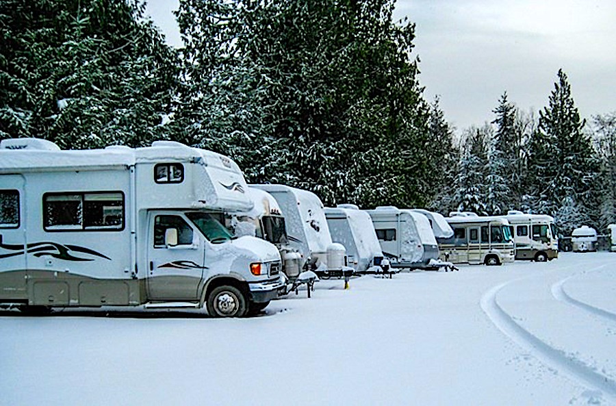 10 Steps to Properly Store Your RV for Winter Without Doing Damage