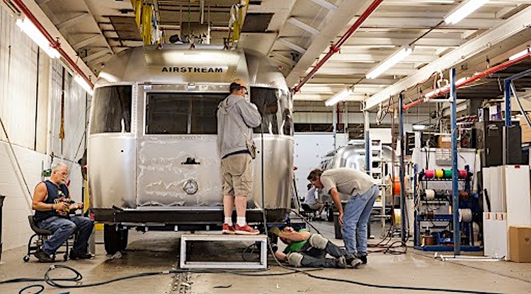Airstream Construction workers