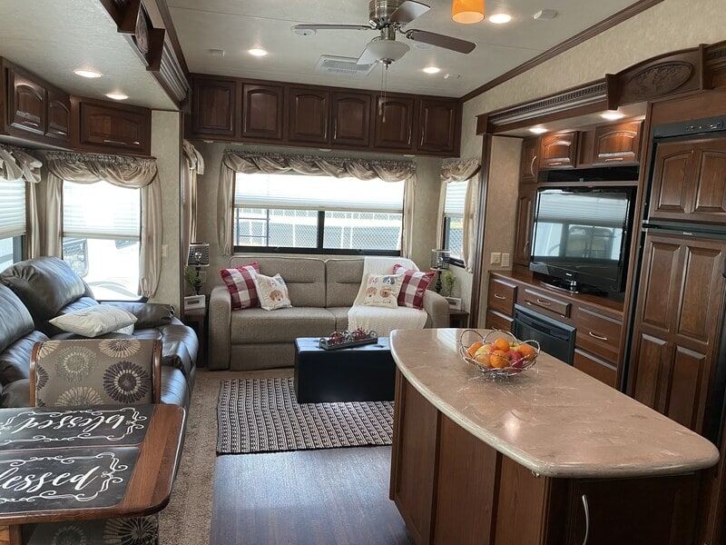 Best 5th Wheel Rental Knoxville Int