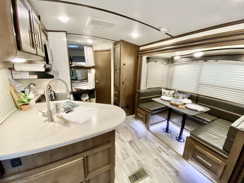 Best Travel Trailer Int Vancouver