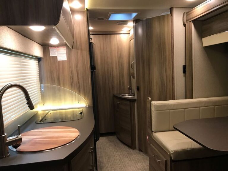 8 Best RV Rentals in Bozeman, MT PLUS 2021 Discount Code!