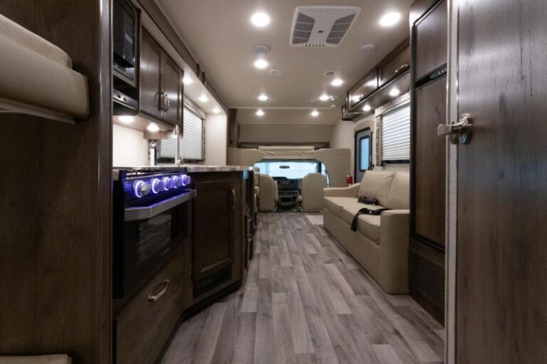 5 Awesome Class C RVs with Bunk Beds – RVBlogger