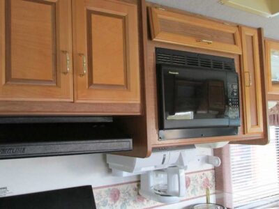 Can You Use the Microwave in an RV While Driving