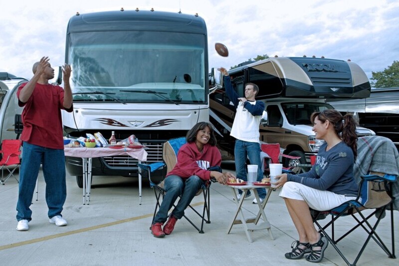 Can I Tailgate in an RV
