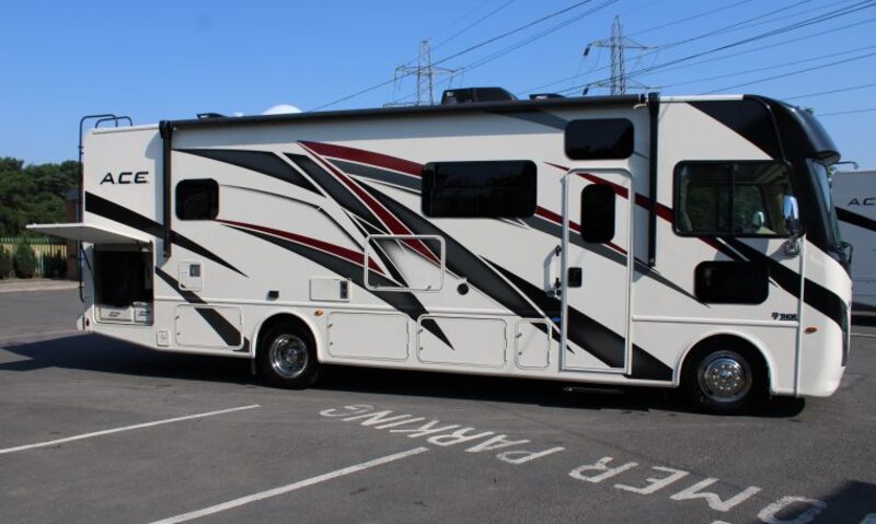 The 10 Best Tailgating RV Thor Motor Coach A.C.E. 30.3 Exterior