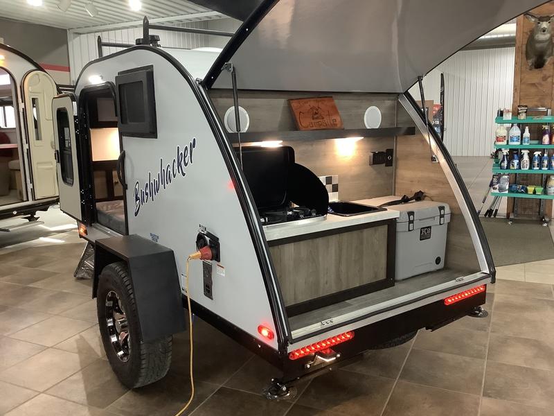 Campers to Tow With an SUV Braxton Creek Bushwhacker Exterior
