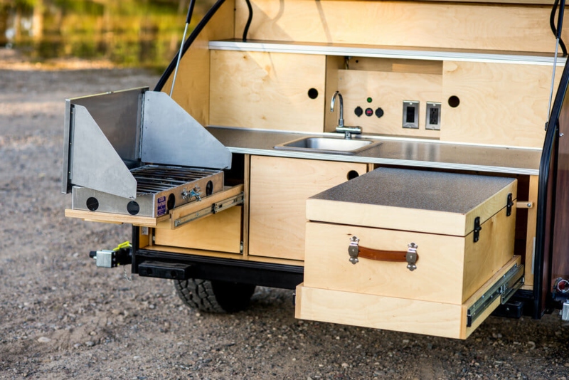 Campers to Tow With an SUV Timberleaf Classic Rear Hatch