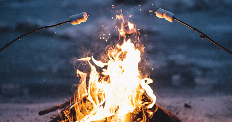 Bonfire Vs Campfire: Differences Explained – RVBlogger