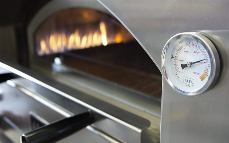 Things to Look for in an Outdoor Pizza Oven Temperature Gauge
