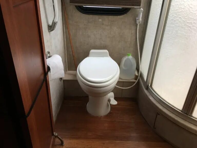 RV Toilet Keeps Running: What You Should Do? ??? RVBlogger