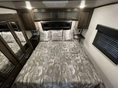 Best RVs with 3 Bedrooms Cover