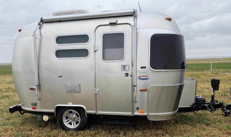 Airstream Bambi travel trailers under 5000 lbs exterior