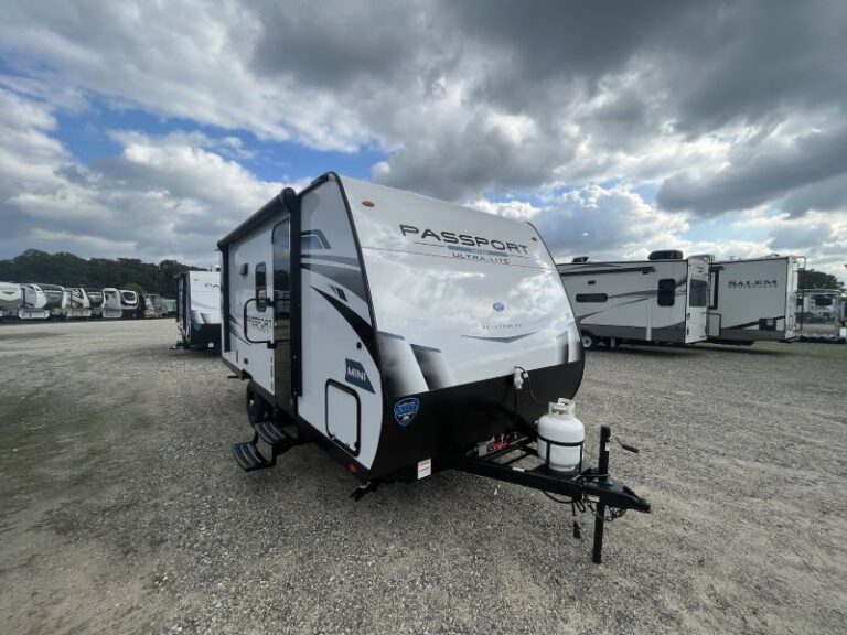 12 Best Travel Trailers Under 5000 lbs: 2024 Models – RVBlogger