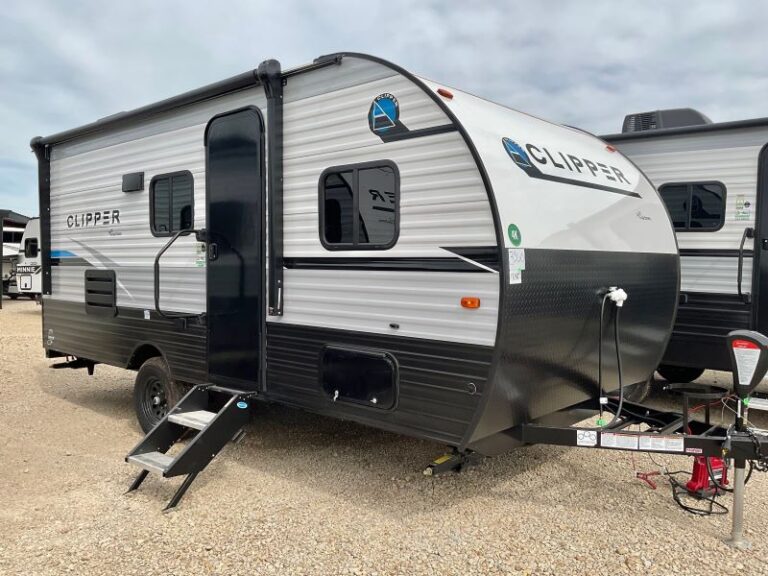 10 Best Travel Trailers Under 4,000 Lbs for 2024 – RVBlogger