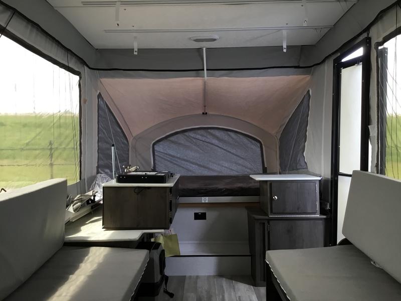 Forest River Viking 1706XLS Interior - camper trailers for Jeep Wrangler