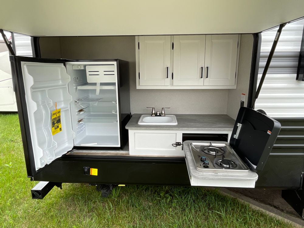 travel trailer rear living outdoor kitchen