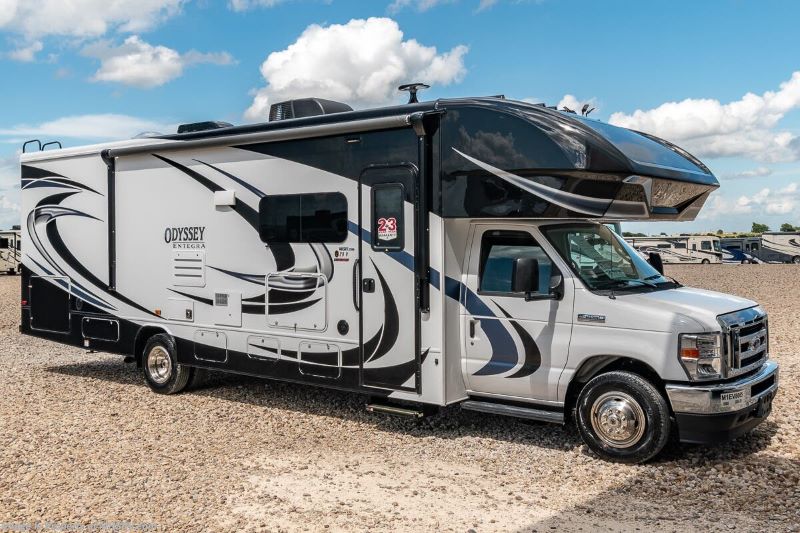 Entegra Odyssey 29V Exterior  - Campers for tall people