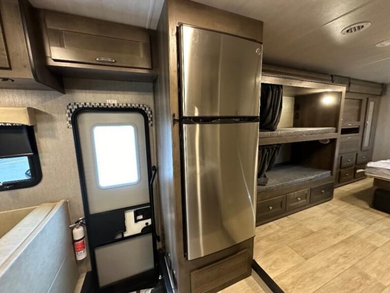 8 Awesome Class C RVs with Bunk Beds – RVBlogger