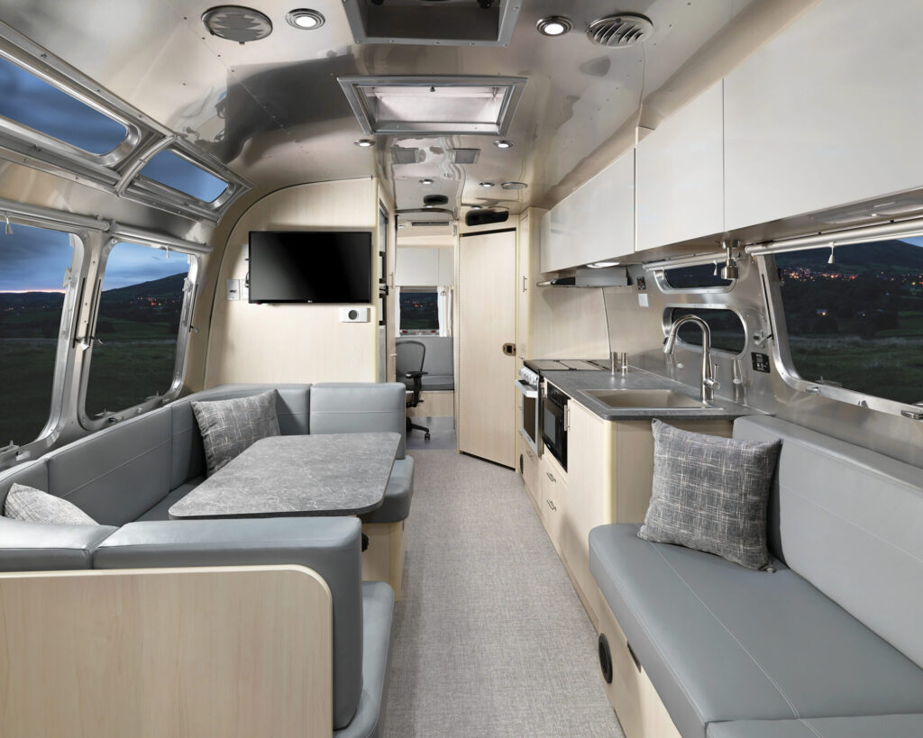 Airstream Flying Cloud 30 FB Interior Travel Trailer with Bunk Beds