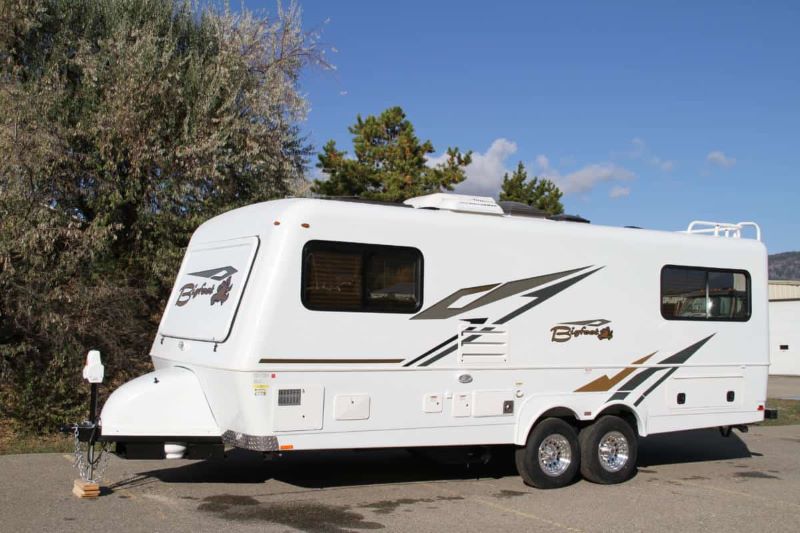 Bigfoot B25 Exterior Camper Trailers Without Slide-Outs