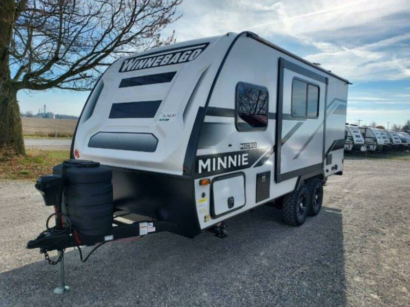 Winnebago Micro Minnie 1821FB is a great travel trailer under $30,000