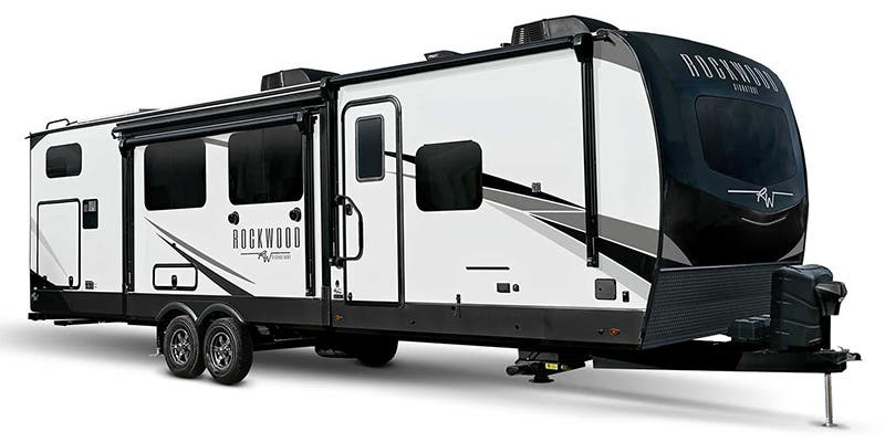Rockwood Signature 8262RBS trailers with no dinette
