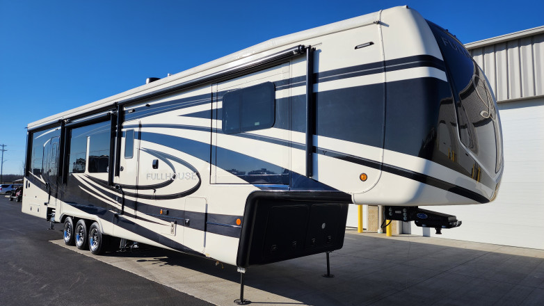 DRV Luxury Suites is one of the best-built-5th wheel brands
