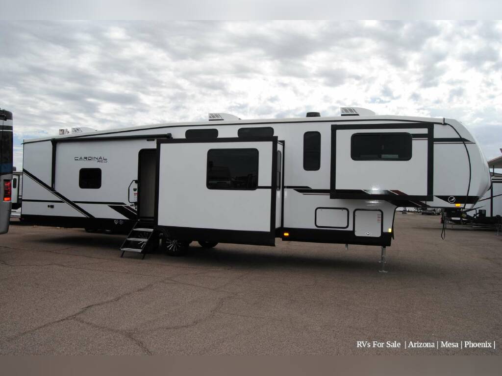 Forest River Cardinal 35FL is one of the best 5th wheels with front living room