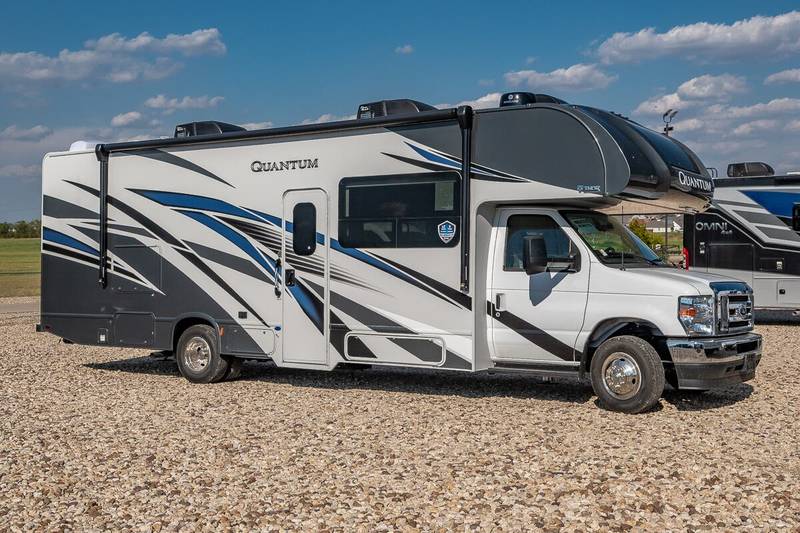 Thor Quantum KW29 is a great small RV with washer and dryer