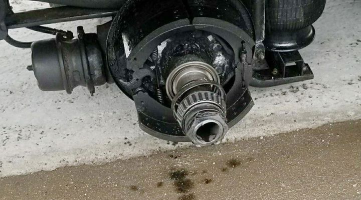 Can You Tow A Trailer With A Blown Wheel Bearing?